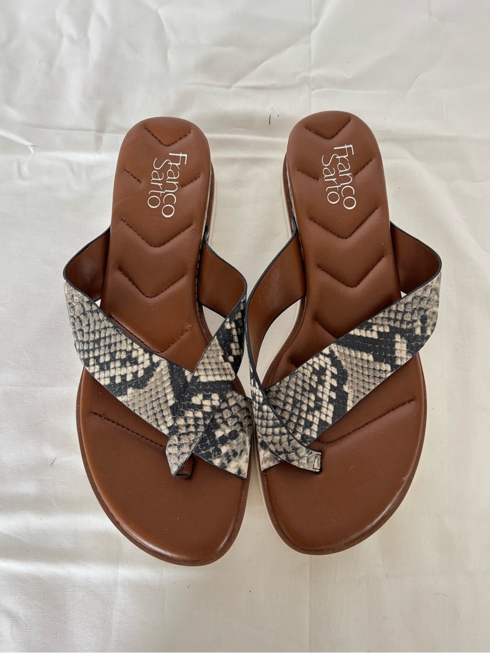Franco Sarto  Darious Sandals with Snake-Print Straps Size 9M - Picture 4 of 7